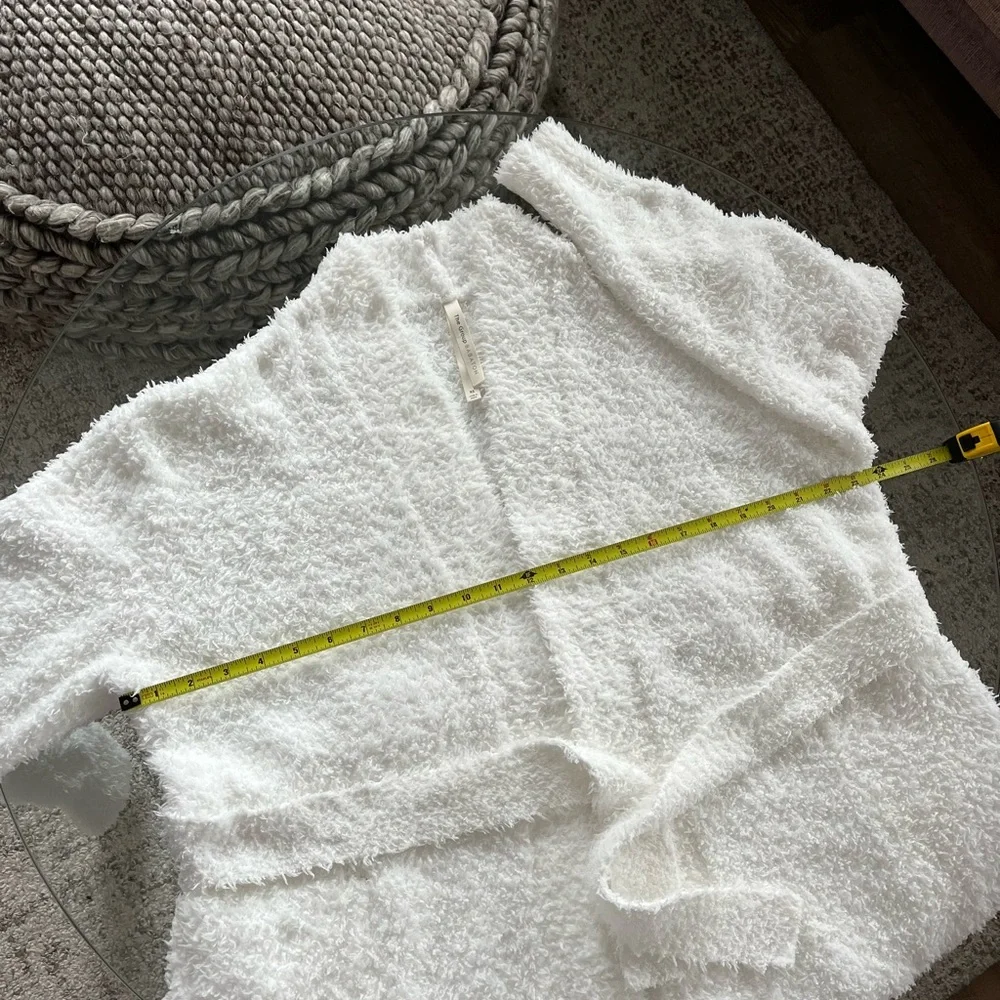 Aritzia The Group By Babaton White Retreat Textured Cozy Belted Robe/ Cardigan - Picture 4 of 17